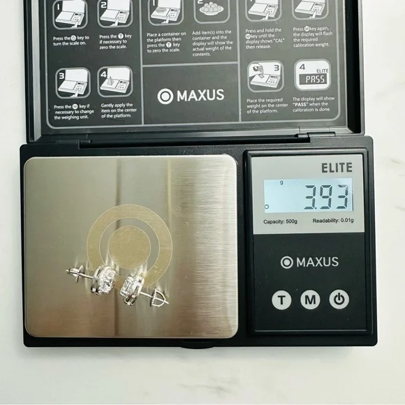 925 Sterling Silver Screwback Halo Diamond CZ Stud Earrings - Picture 8 of 8